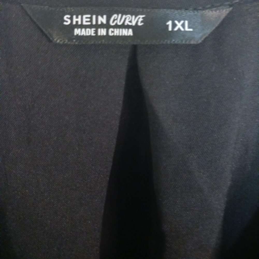 Shein Curve Top 1X NWOT - Picture 2 of 6